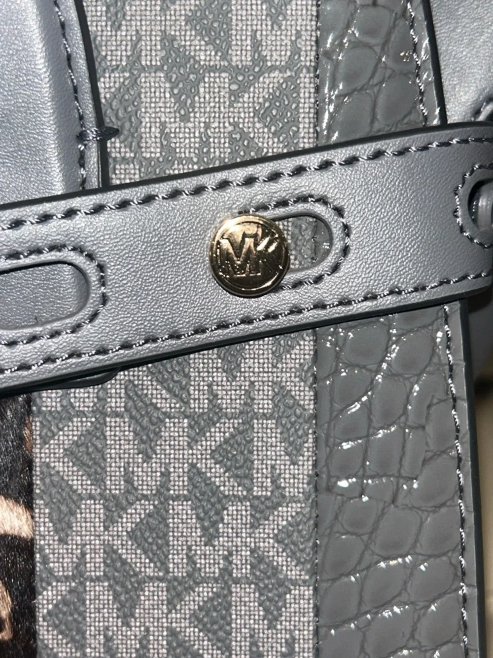 Michael Kors Carmen Heather Gray Mixed-Pattern Medium Satchel Bag Retail $628 - Picture 9 of 11